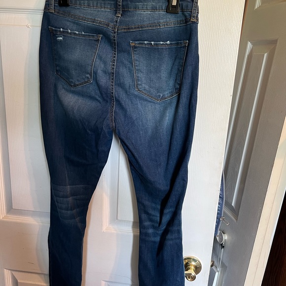 Distressed jegging - Picture 2 of 2